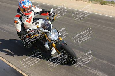 media/Sep-30-2023-SoCal Trackdays (Sat) [[636657bffb]]/Turn 3 Inside (1035am)/